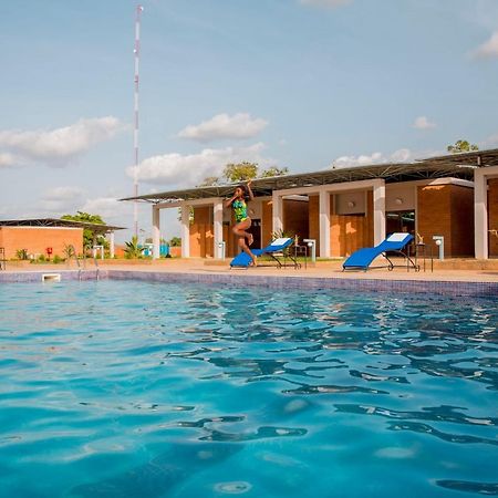 Dunia Hotel Ouagadougou Loumbila Dış mekan fotoğraf