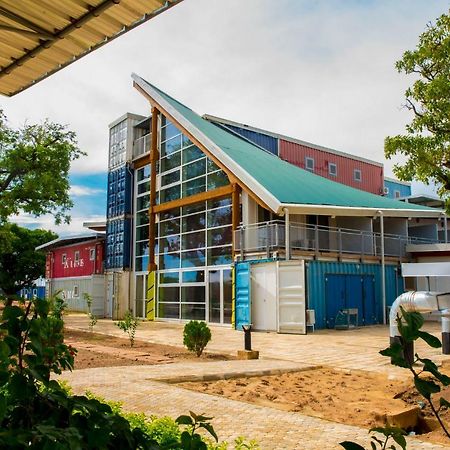 Dunia Hotel Ouagadougou Loumbila Dış mekan fotoğraf