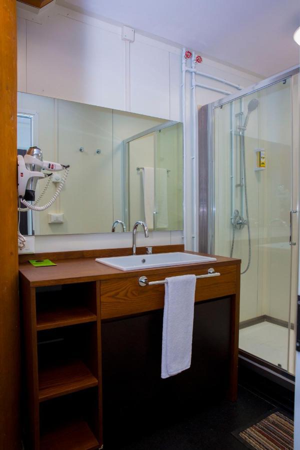 Dunia Hotel Ouagadougou Loumbila Dış mekan fotoğraf