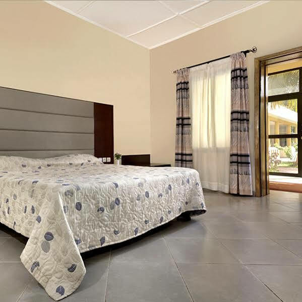 Dunia Hotel Ouagadougou Loumbila Dış mekan fotoğraf