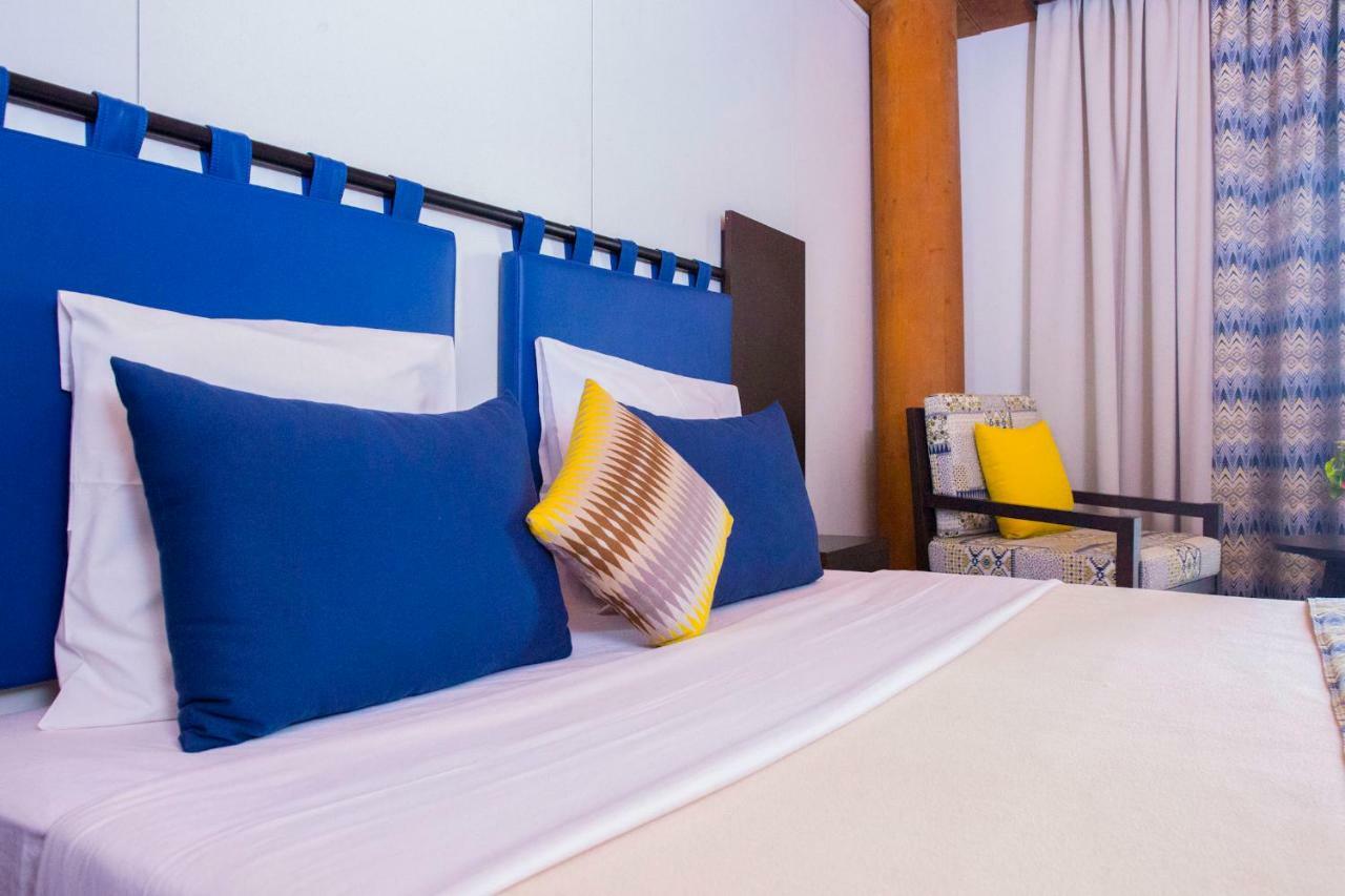 Dunia Hotel Ouagadougou Loumbila Dış mekan fotoğraf