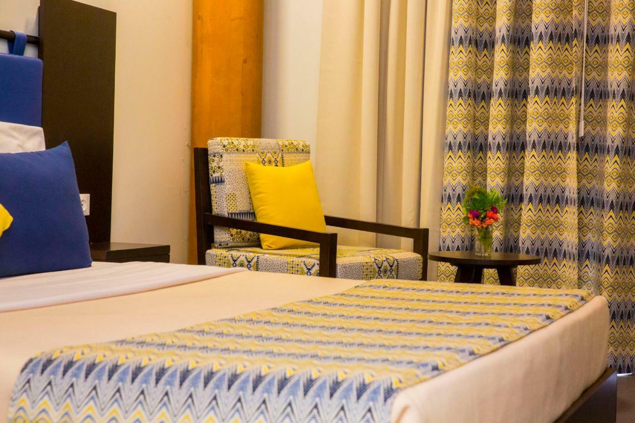 Dunia Hotel Ouagadougou Loumbila Dış mekan fotoğraf