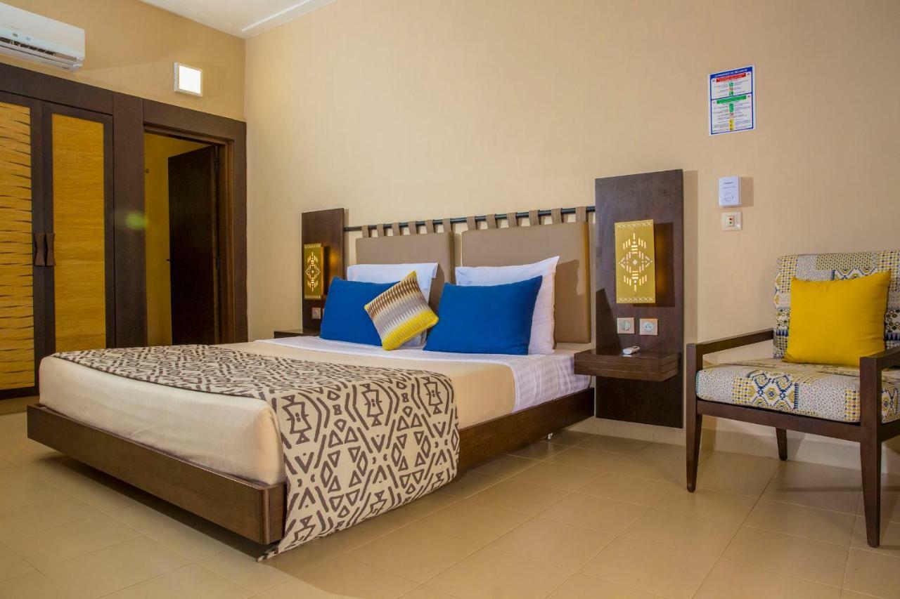Dunia Hotel Ouagadougou Loumbila Dış mekan fotoğraf