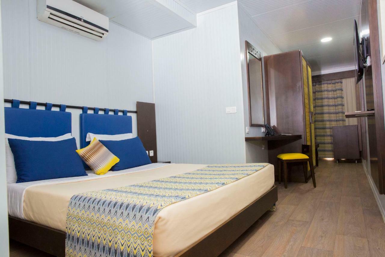 Dunia Hotel Ouagadougou Loumbila Dış mekan fotoğraf