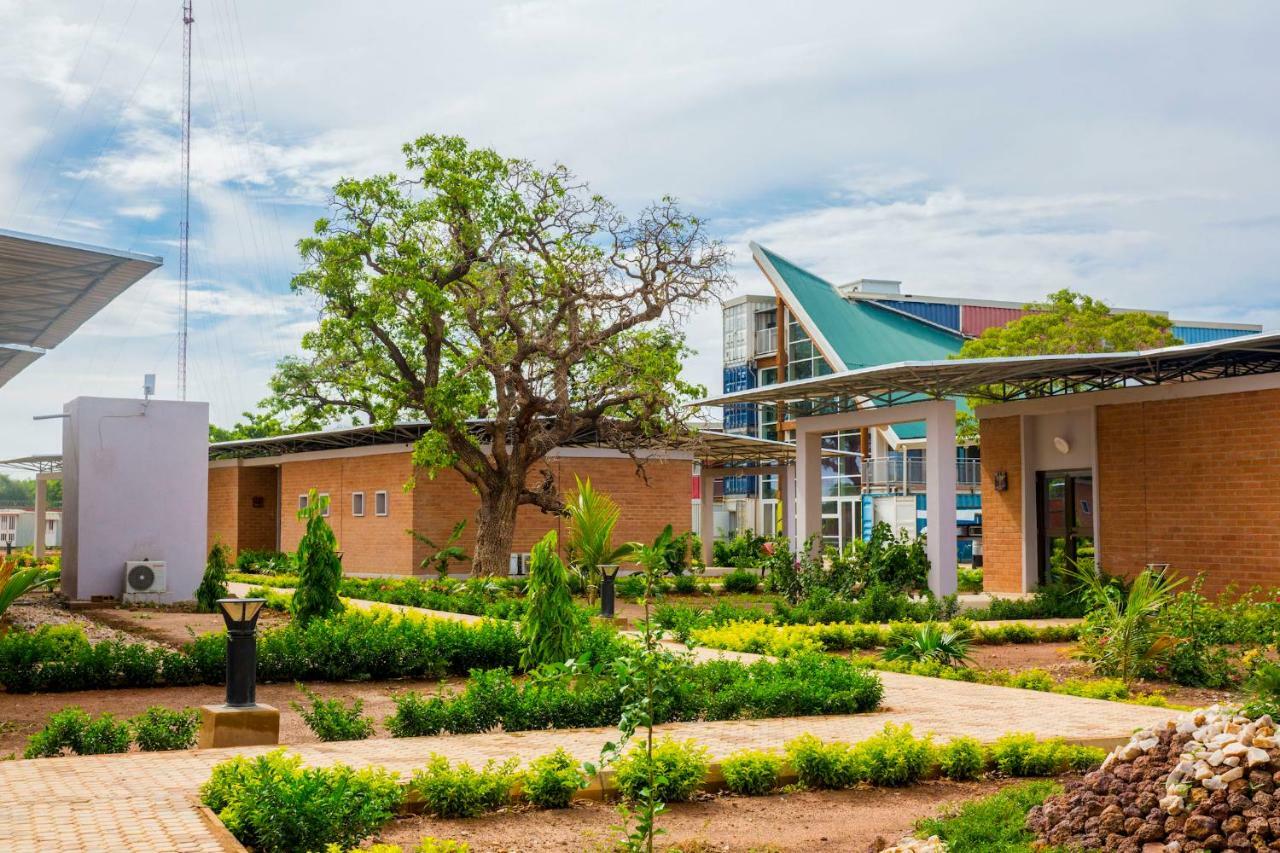 Dunia Hotel Ouagadougou Loumbila Dış mekan fotoğraf